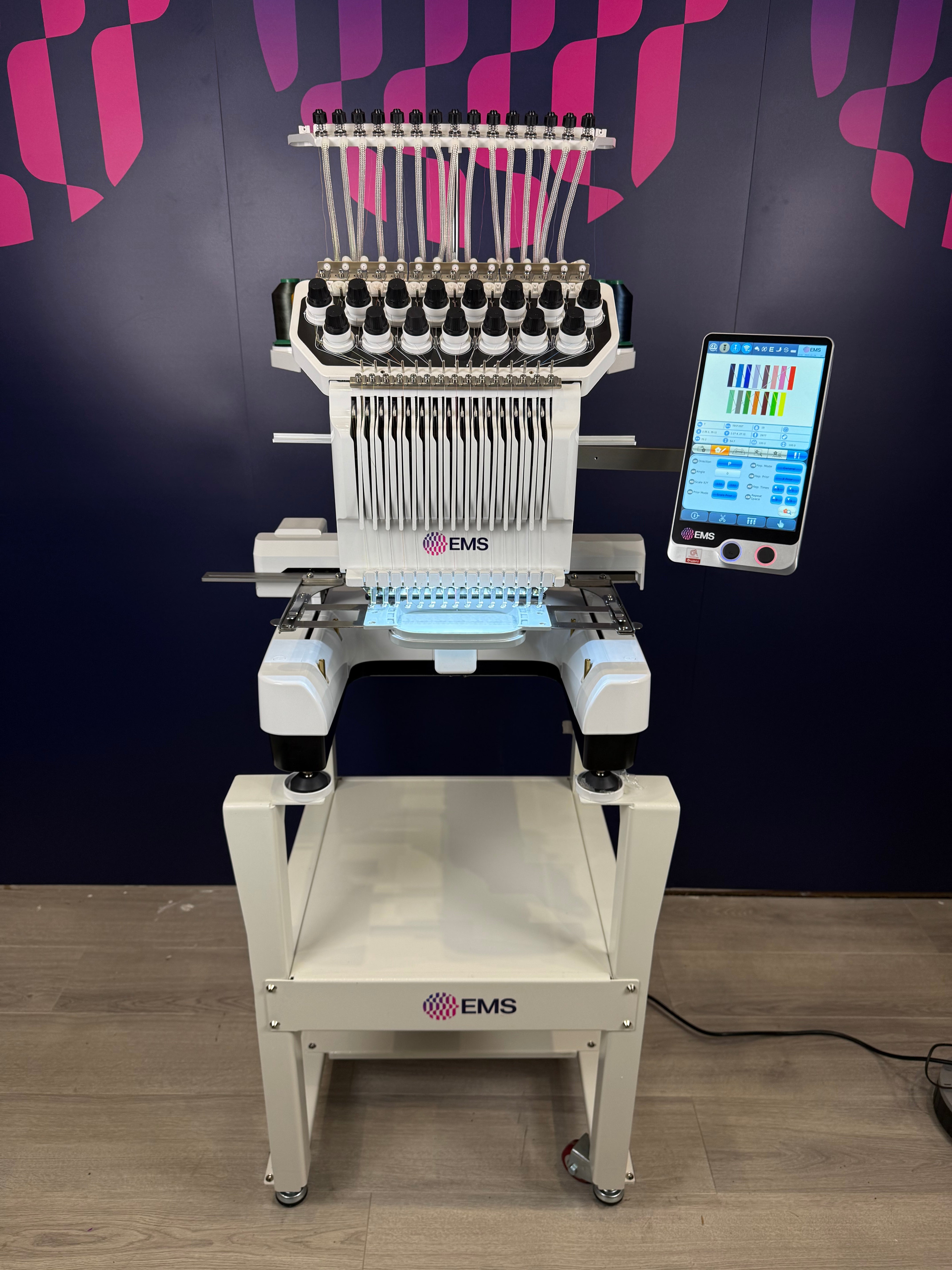 Single Head Embroidery Machine 15 Needle